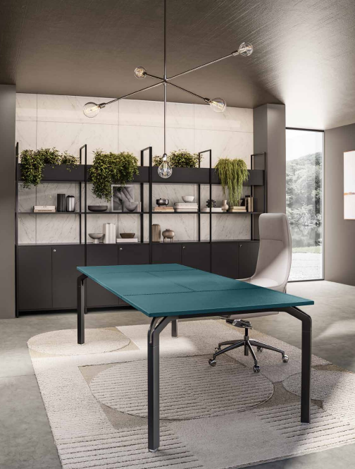 Bureau de direction YOGA avec plateau Cuir de About Office à Marseille